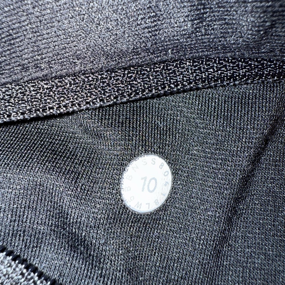 Lululemon In Focus Run Tight - Picture 4 of 4